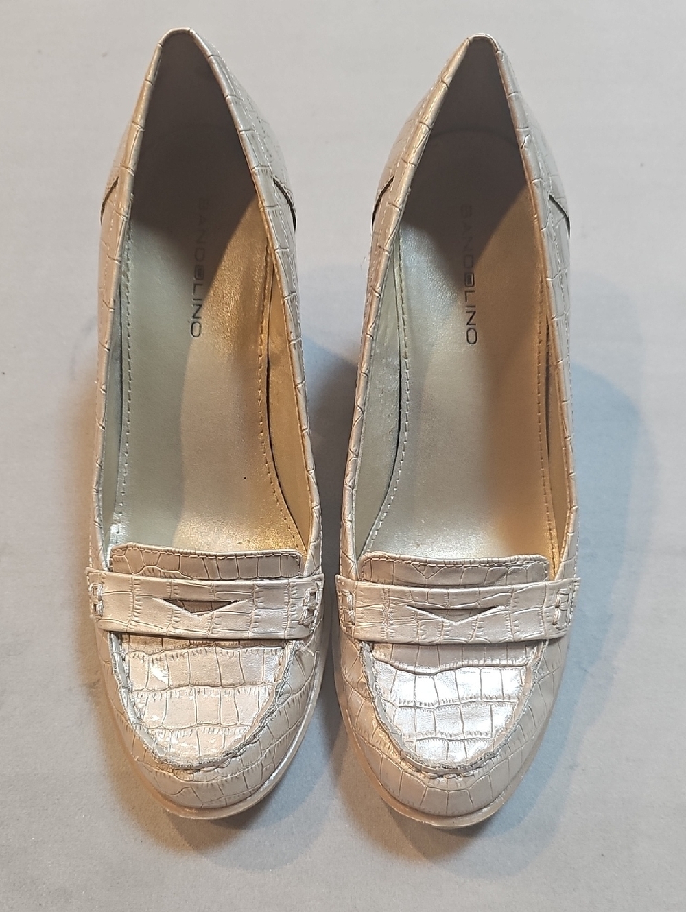 Bandolino Cream Croc-Embossed Loafer Mules